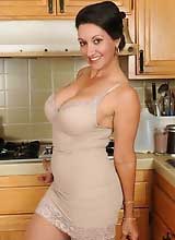 horny housewifes in King